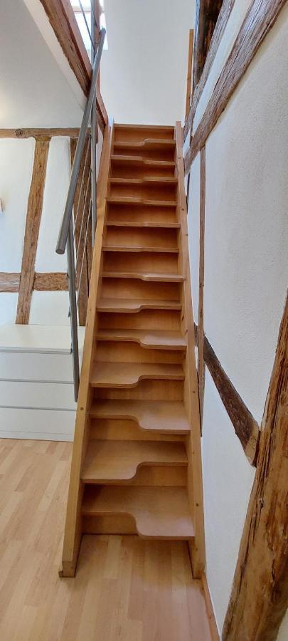 Zentrale Altbauwohnung Mit Flair Швебиш-Халль Экстерьер фото