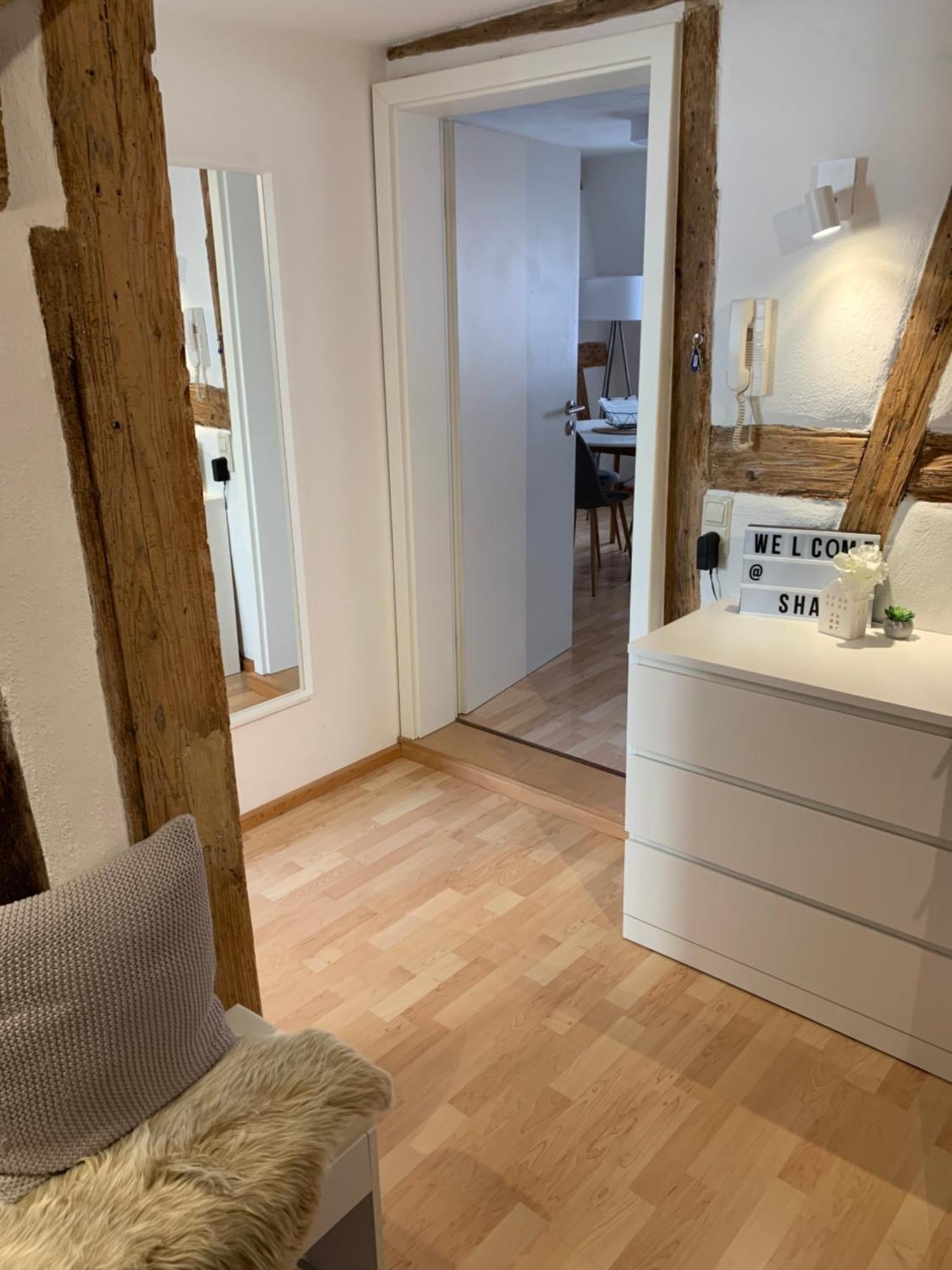 Zentrale Altbauwohnung Mit Flair Швебиш-Халль Экстерьер фото